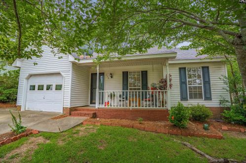 220 Amber Chase Ct, Lexington, SC 29073-7733