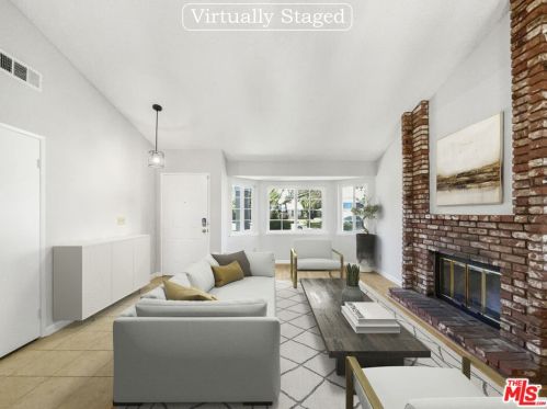 817 Avenue, Lancaster, CA