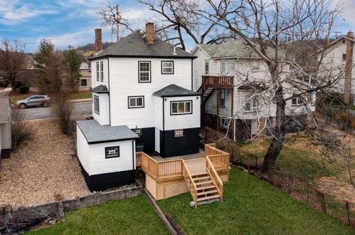 509 Pinney St, Rochester PA  15074-1742 exterior