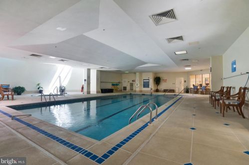 2300 Windrow Dr, Princeton NJ 08540-5020 exterior