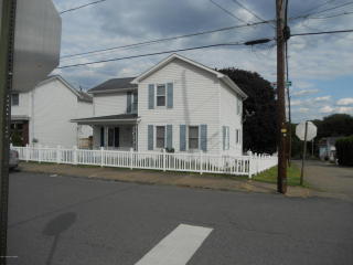 92 Elizabeth St, Pittston, PA 18640-1161
