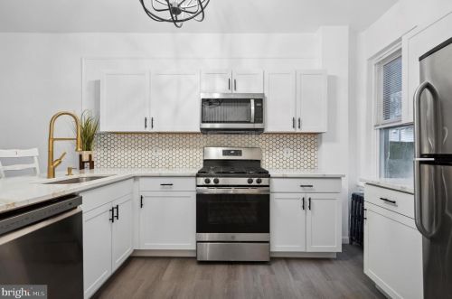 2914 Gerritt St, Philadelphia, PA 19146-3514