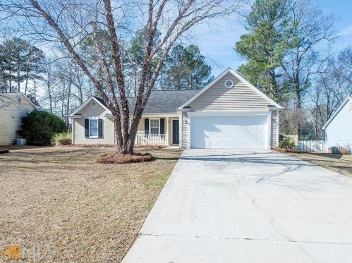 11209 Lenox Dr, Hampton, GA 30228-3200