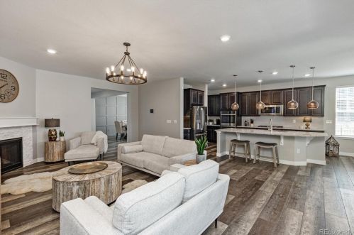 27938 Clifton Pl, Denver CO  80016 exterior