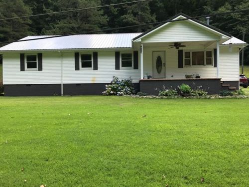 104 Parsley Ln, Lenore WV  25676-7086 exterior