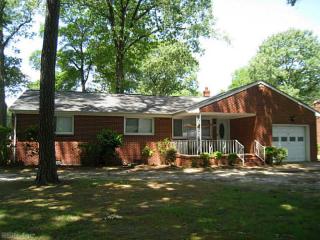 1533 Oleander Ave, Chesapeake, VA 23325-3741