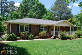 343 Chenocetah Dr, Cornelia, GA 30531-3810