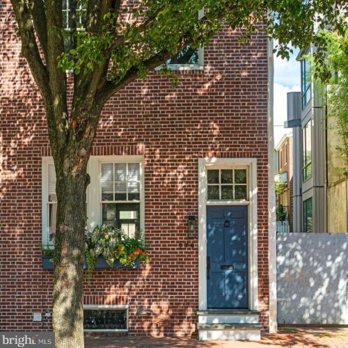 279 5 St, Philadelphia PA 19106-3715 exterior