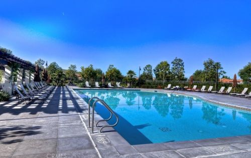 16 Dreamlight, Irvine CA  92603-4258 exterior