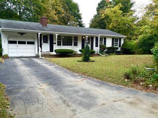 31 Highland Ave, Coventry, RI 02816-7821