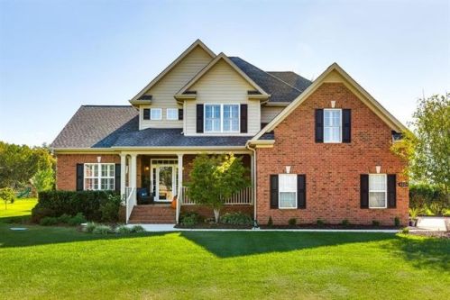 4224 Thoroughbred Ln, Murfreesboro, TN 37127-6528