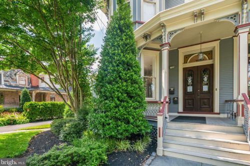 53 Kings Hwy, Tavistock, NJ 08033-2001