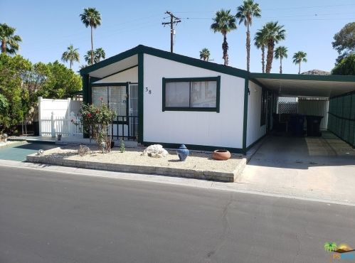 38 Club Circle Dr, Palm Springs, CA 92264-6417