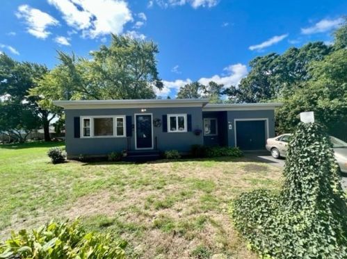 363 Sargent St, Warwick, RI 02888-3215