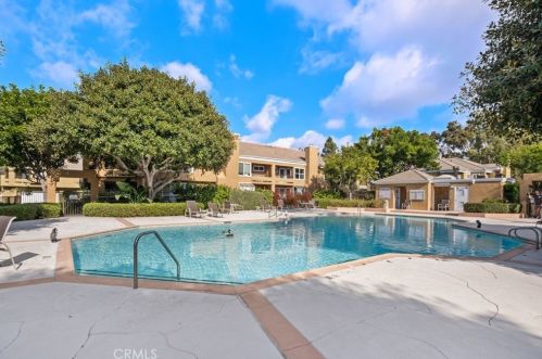 73 Vassar Aisle, Irvine CA  92612-4141 exterior