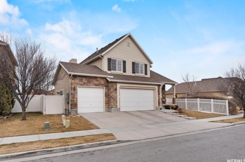 4166 Red Orchard Way, Taylorsville, UT 84084-5643