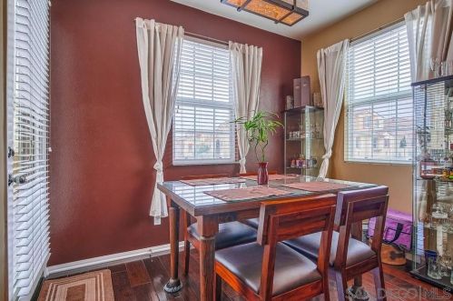 31180 Strawberry Tree Ln, Temecula, CA 92592-4182