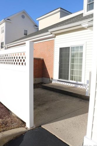 102 Southwick Ct, Cheshire, CT 06410-3462