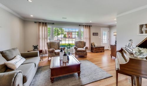 204 Evanston Ave, Arlington Hts, IL 60004-6854