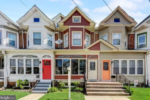837 Monmouth St, Gloucester, NJ 08030-1508