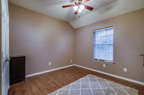 7624 Arbor Ridge Ct, Fort Worth TX  76112-4535 exterior