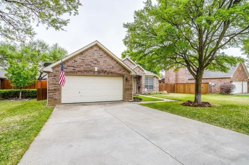 1517 Shadywood Ln, Lewisville, TX 75028-4294