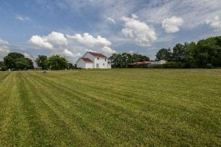 4023 Sulphur Springs Rd, Murfreesboro, TN 37129-1943