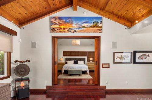 4140 Black Pt Rd, Honolulu HI  96816-4846 exterior