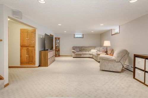 2132 County Rd F, Saint Paul MN  55110-3801 exterior