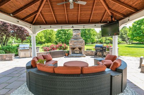 15 Normandy Ct, Montgomery, NJ 08558-1646