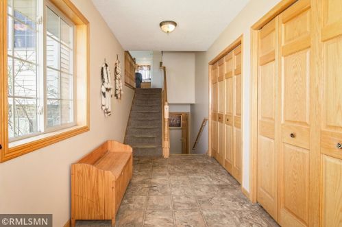 25819 Euclid Ave, Columbus, MN 55092