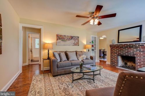 6806 Belford Dr, Silver Spring MD 20912-4841 exterior