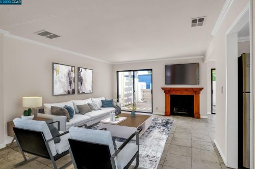 72 Mozden Ln, Concord CA  94523-3369 exterior