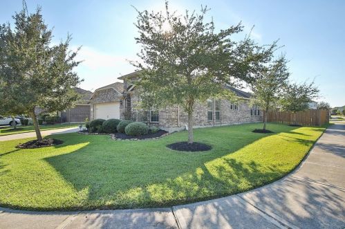 5315 Persimmon Pass, Richmond TX  77407-7115 exterior
