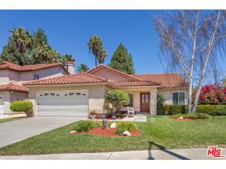 13131 Knotty Pine St, Moorpark, CA 93021-2161