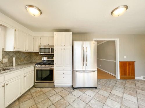 137 De Pinedo St, Providence RI  02904-1427 exterior