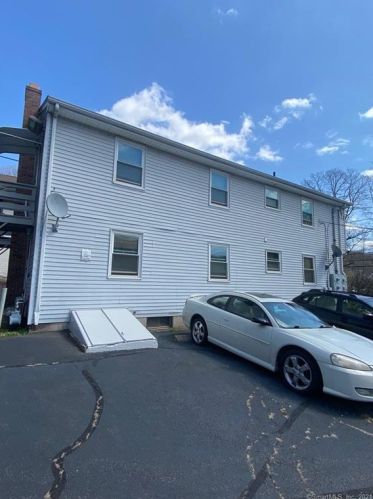104 Main St, Vernon, CT 06066-3317