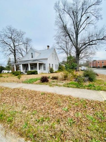 402 Jackson St, Johnston, SC 29832-1127
