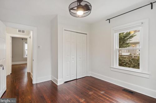 6409 Eastern Ave, Silver Spring MD  20912-4728 exterior