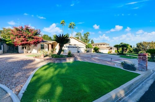 2360 Sunset Curv, Upland, CA 91784-1069