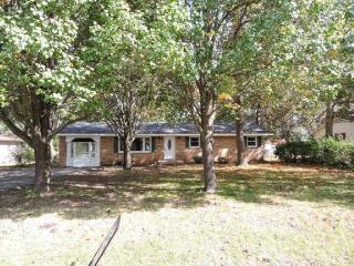 1607 5th Ave, Manchester, TN 37355-2523