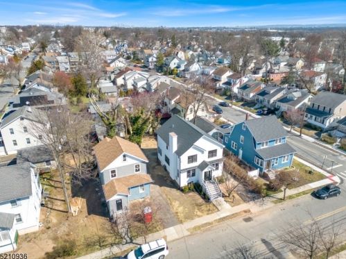 208 Indiana St, Maplewood NJ  07040-3404 exterior