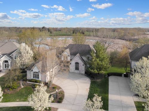 13567 Cambridge Dr, Lemont, IL 60439-7342