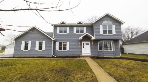 246 Roman Cir, Lemont IL  60440-2590 exterior