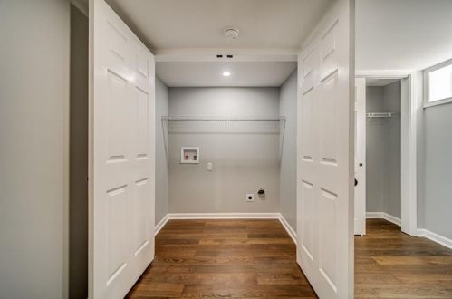 2574 Lancaster Dr, Atlanta GA  30344-2329 exterior