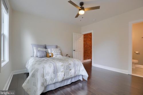 524 Orange St, Lancaster PA  17603-3665 exterior