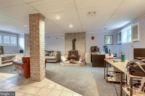 332 Bonnybrook Rd, Carlisle PA  17015-9290 exterior