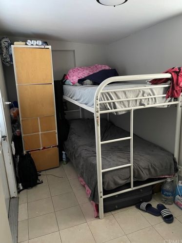 4706 118 St, Hawthorne CA 90250-2130 exterior