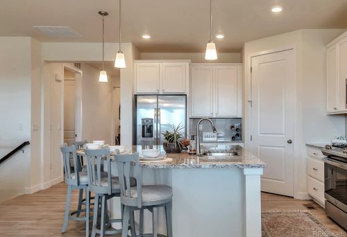 8870 Ukraine Ct, Denver CO  80016 exterior