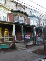 2037 Green St, Harrisburg, PA 17102-2108
